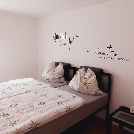Modernes Souterrain Apartment Black Forest Mit Separatem Eingang Und Kfz-Stellplatz Bad Duerrheim Luaran gambar