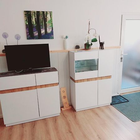 Modernes Souterrain Apartment Black Forest Mit Separatem Eingang Und Kfz-Stellplatz Bad Duerrheim Luaran gambar