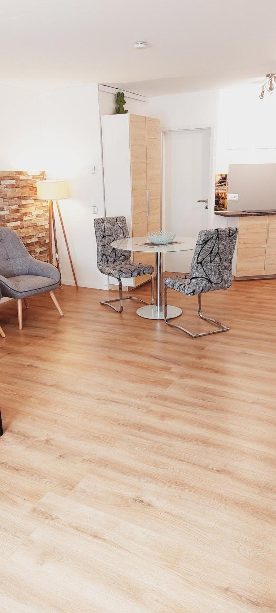 Modernes Souterrain Apartment Black Forest Mit Separatem Eingang Und Kfz-Stellplatz Bad Duerrheim Luaran gambar