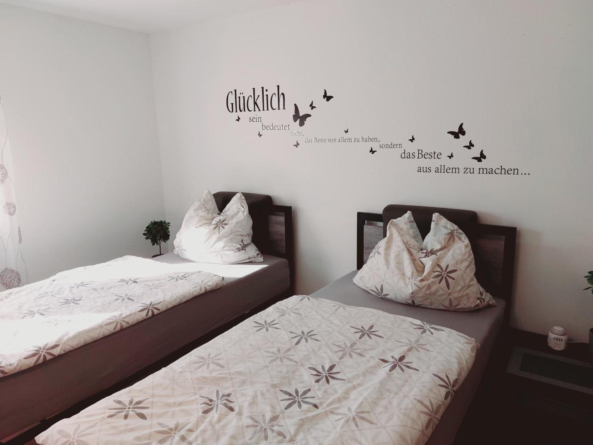 Modernes Souterrain Apartment Black Forest Mit Separatem Eingang Und Kfz-Stellplatz Bad Duerrheim Luaran gambar